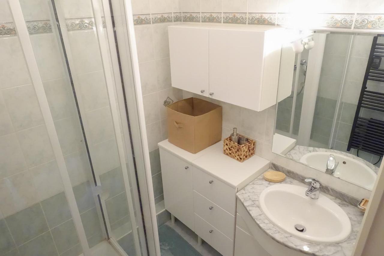 T3 Au Plan D'Eau D'Embrun Avec Garage Et Terrasse Apartamento Exterior foto